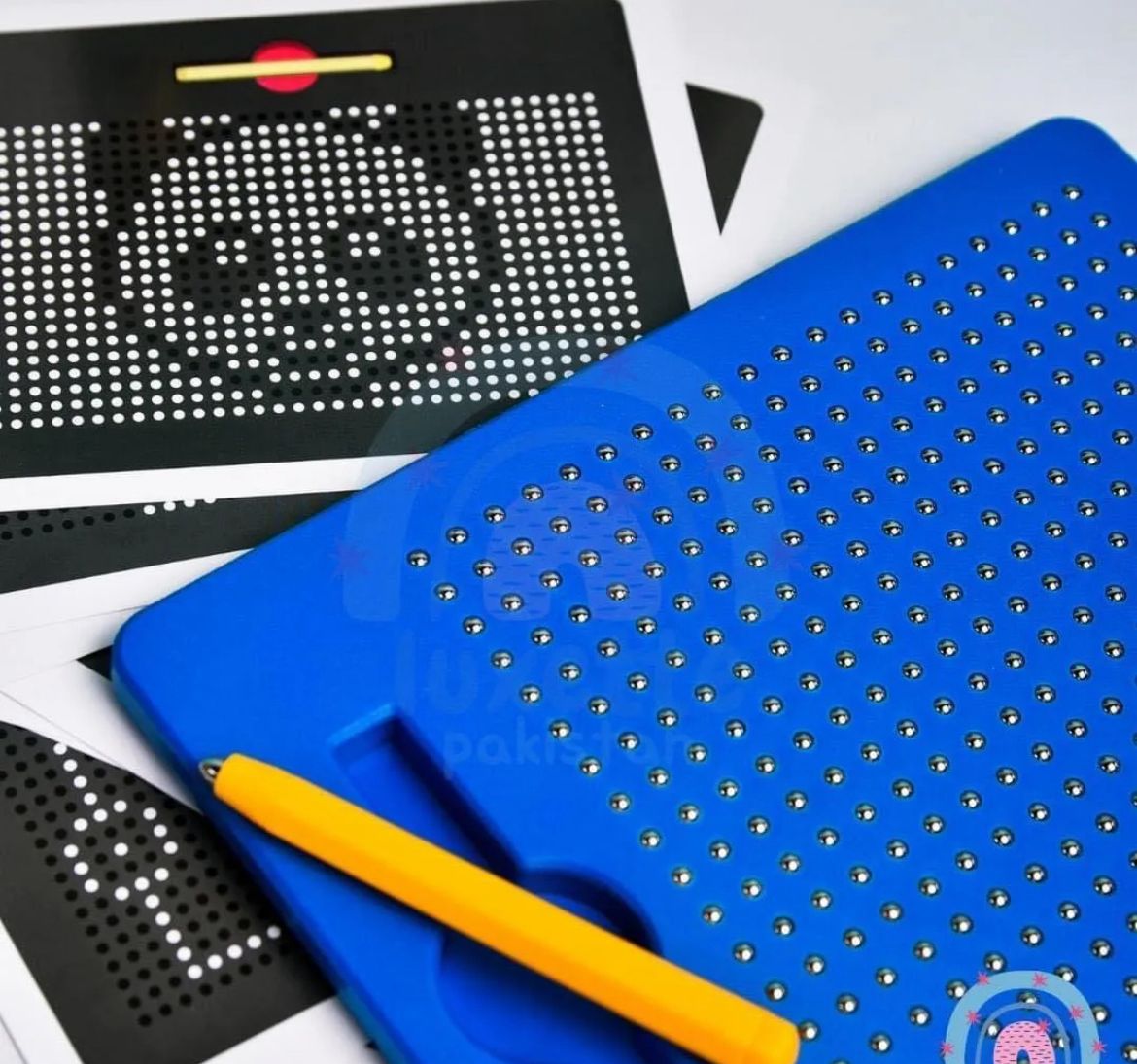 Magnetic Creative Drawing Board Magnet Pen Magnetic Stylus Creation Kids Portable Drawing Board Montessori toy.